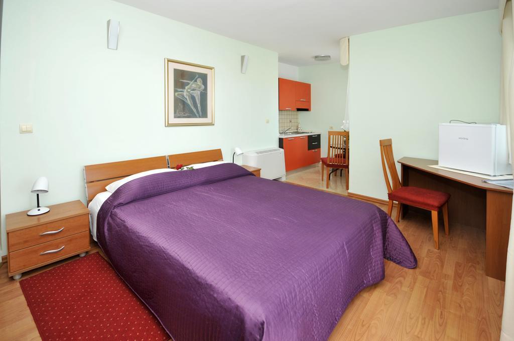 Villa Lida 2 Трогір Екстер'єр фото